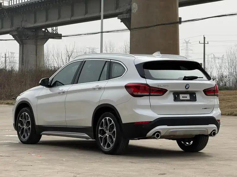 BMW X1 2021 sDrive20Li Premium — миниатюра 4