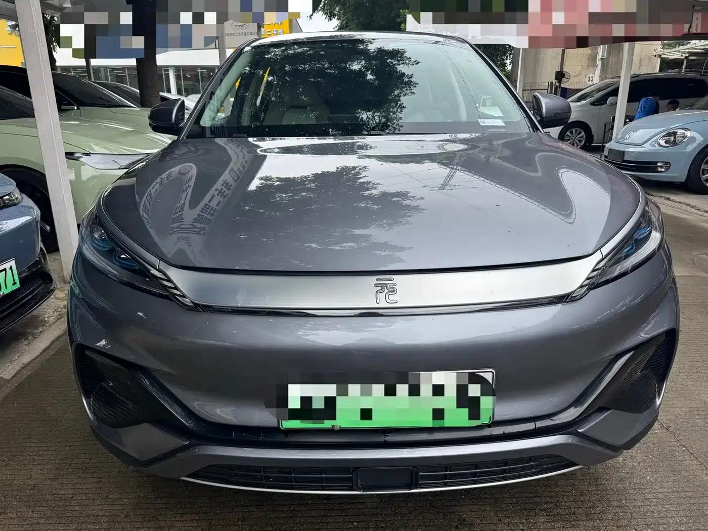 Yuan PLUS 2024 Glory Edition 430KM Leading Model — миниатюра 2