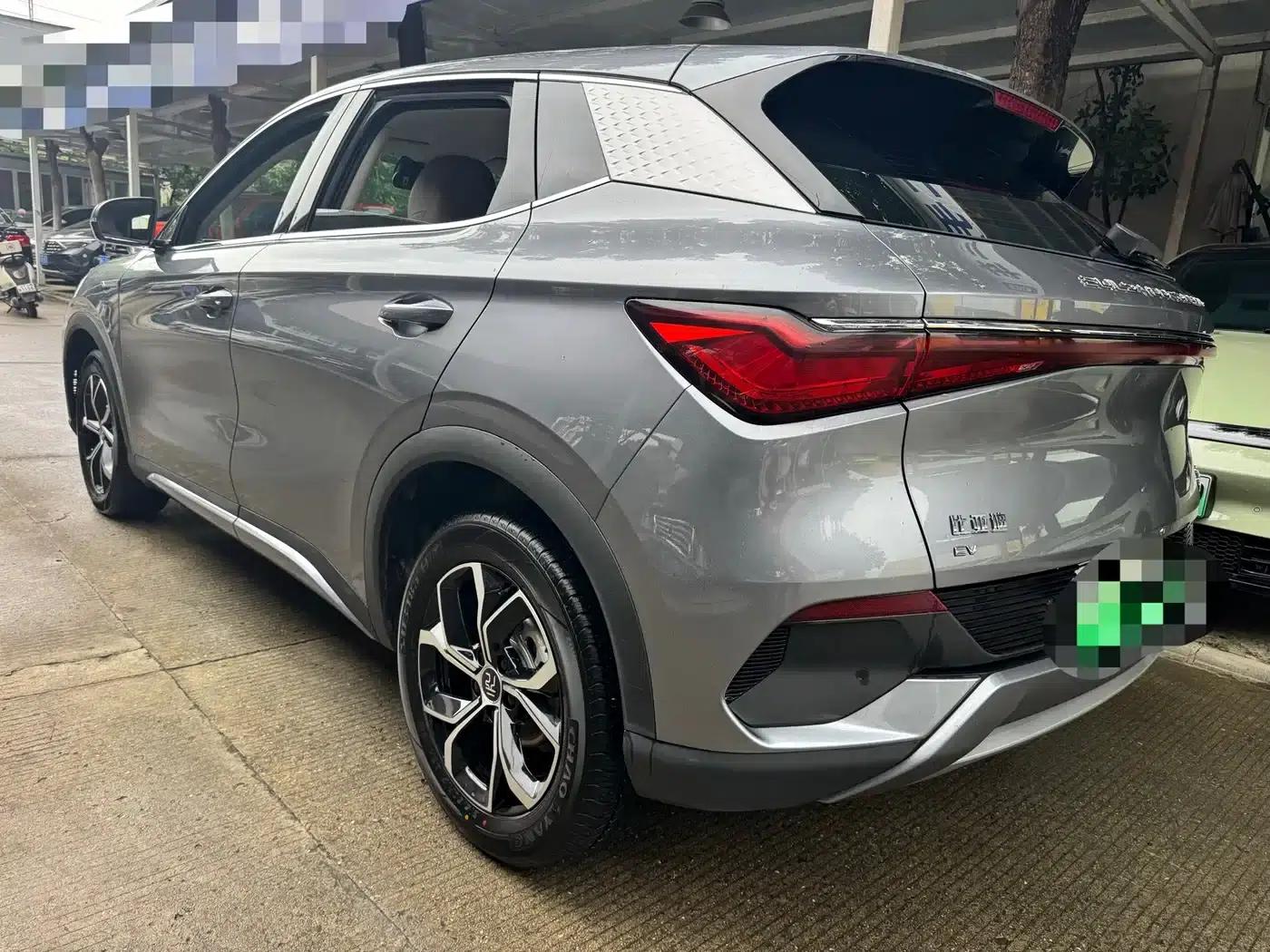 Yuan PLUS 2024 Glory Edition 430KM Leading Model — миниатюра 12