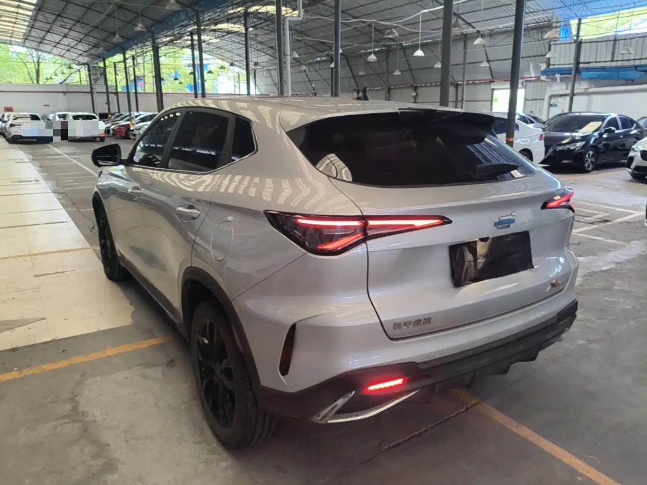 CHANGAN OSHAN X5 PLUS 2023 1.5T DCT Navigation Edition — миниатюра 4