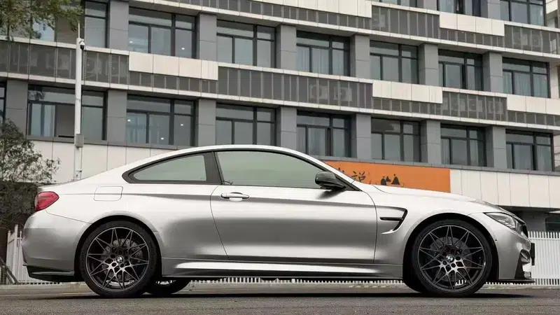 2017 BMW M4 Coupe — миниатюра 6