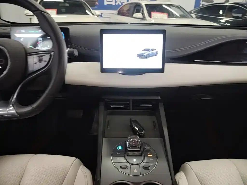 Seal 06 2024 DM-i 80KM Luxury — миниатюра 13