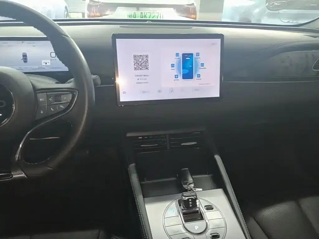 Seal 06 2024 DM-i 120KM Premium Edition — миниатюра 13