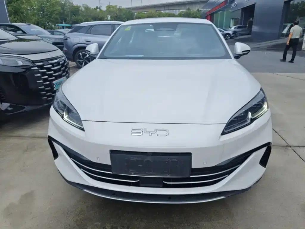Seal 06 2025 DM-i Intelligent Driving Edition 120KM Premium Model — миниатюра 3