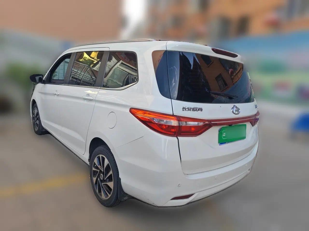 CHANGAN KAICHENG Oushang A600 2018 1.5L Manual Luxury Model — миниатюра 4