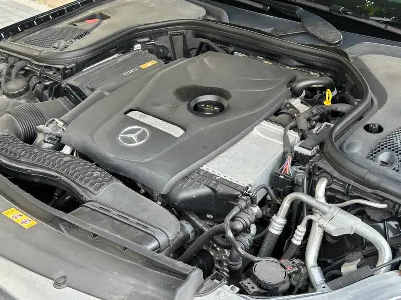 2016 Mercedes-Benz E-Class E 300 L Luxury — миниатюра 6