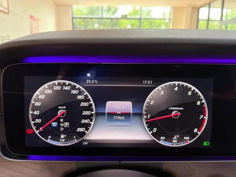 Mercedes-Benz E-Class 2020 E 300 L Fashion Edition — миниатюра 11