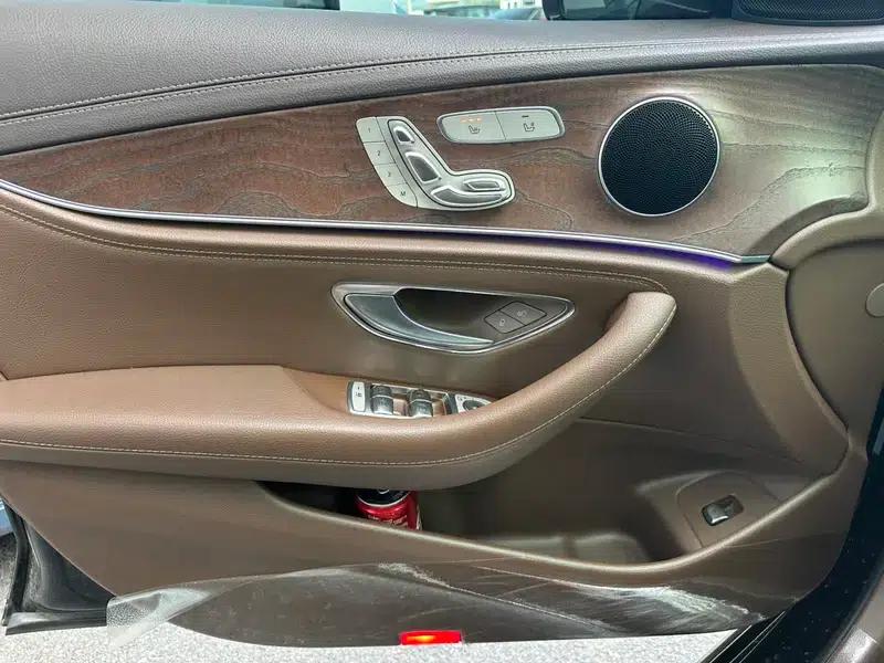 Mercedes-Benz E-Class 2020 E 300 L Fashion Edition — миниатюра 4