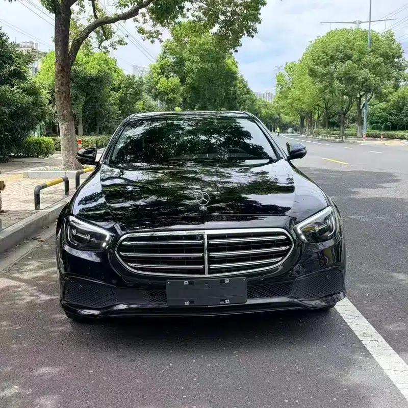 2023 Mercedes-Benz E-Class E 300 L Luxury Sedan — миниатюра 2