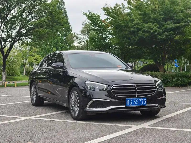 Mercedes-Benz E-Class 2023 E 300 L Fashion Sedan — миниатюра 3