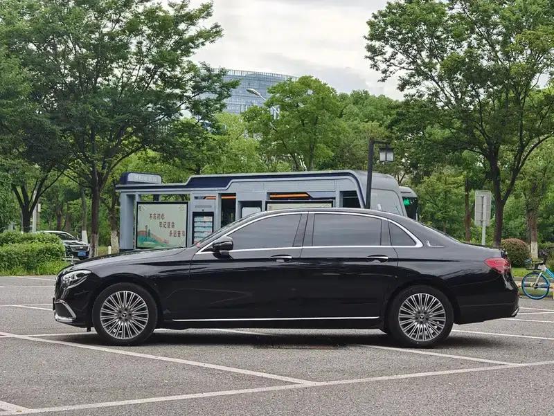 Mercedes-Benz E-Class 2023 E 300 L Fashion Sedan — миниатюра 4