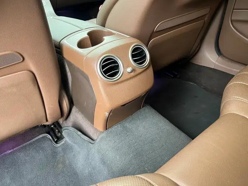 Mercedes-Benz E-Class 2020 Facelift E 300 L Special Edition — миниатюра 11