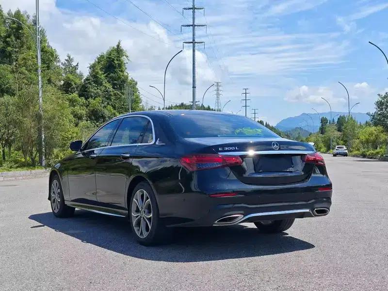 Mercedes-Benz E-Class 2022 Model, Third Facelift, E 300 L Fashion Sedan — миниатюра 5
