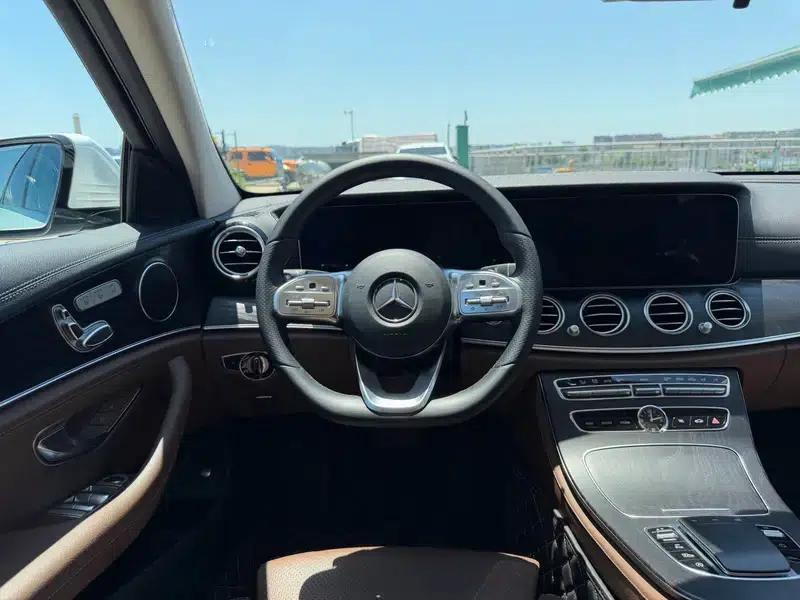 Mercedes-Benz E-Class 2019 E 200 L Sport — миниатюра 8