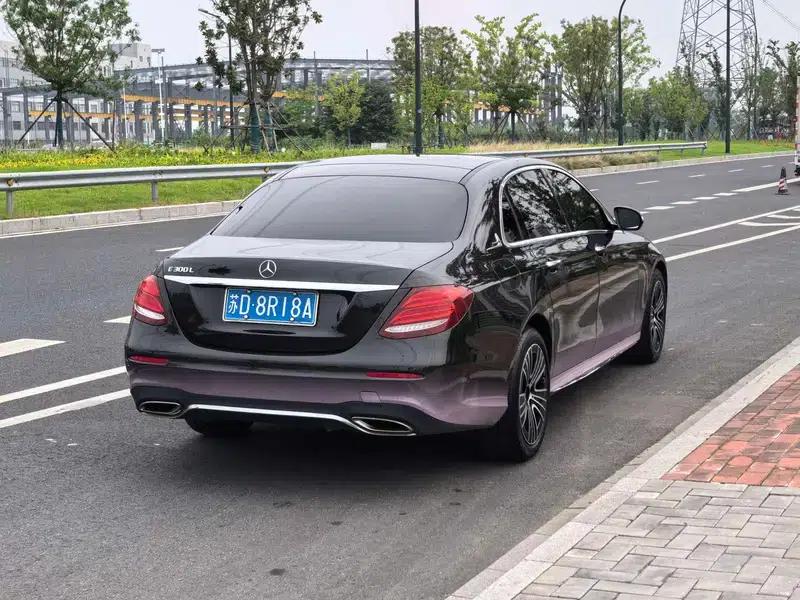 Mercedes-Benz E-Class 2019 Facelift E 300 L Sport Style — миниатюра 4