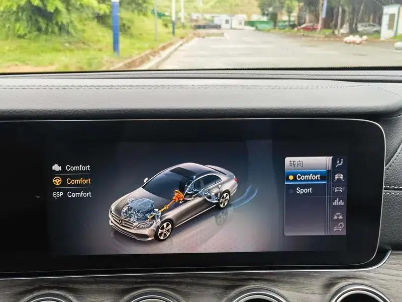 Mercedes-Benz E-Class 2019 Facelift E 300 L Sport Style — миниатюра 32