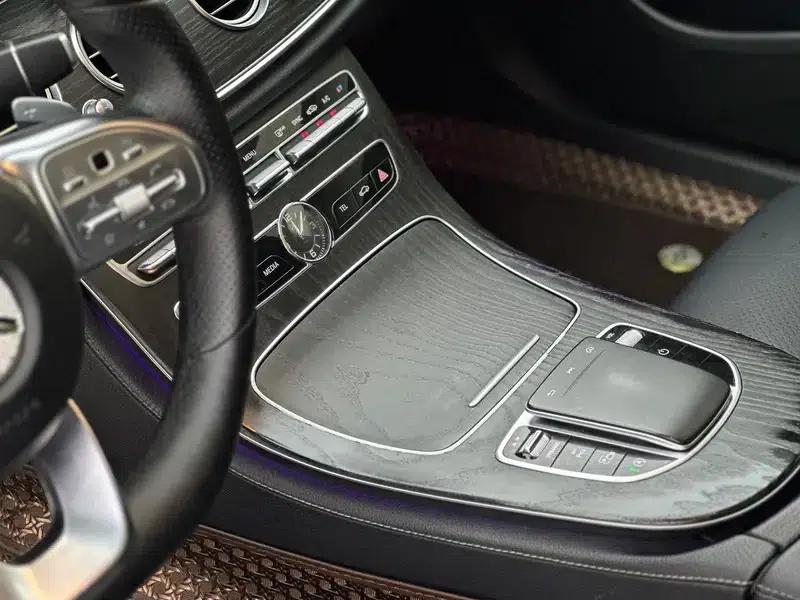 Mercedes-Benz E-Class 2019 Facelift E 300 L Sport Style — миниатюра 11