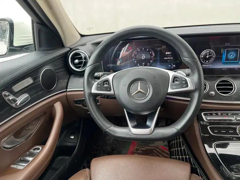 2016 Mercedes-Benz E-Class E 200 L Sport — миниатюра 15
