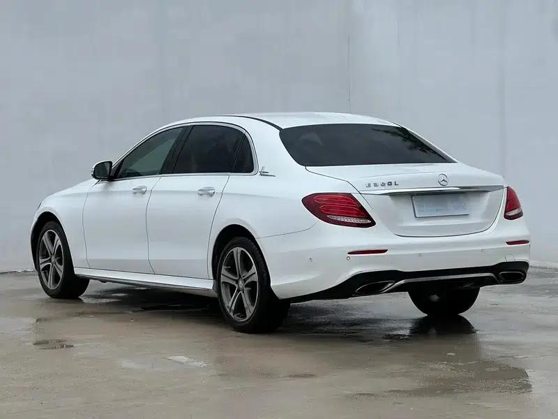 2016 Mercedes-Benz E-Class E 200 L Sport — миниатюра 4