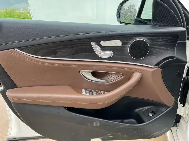 2016 Mercedes-Benz E-Class E 200 L Sport — миниатюра 9
