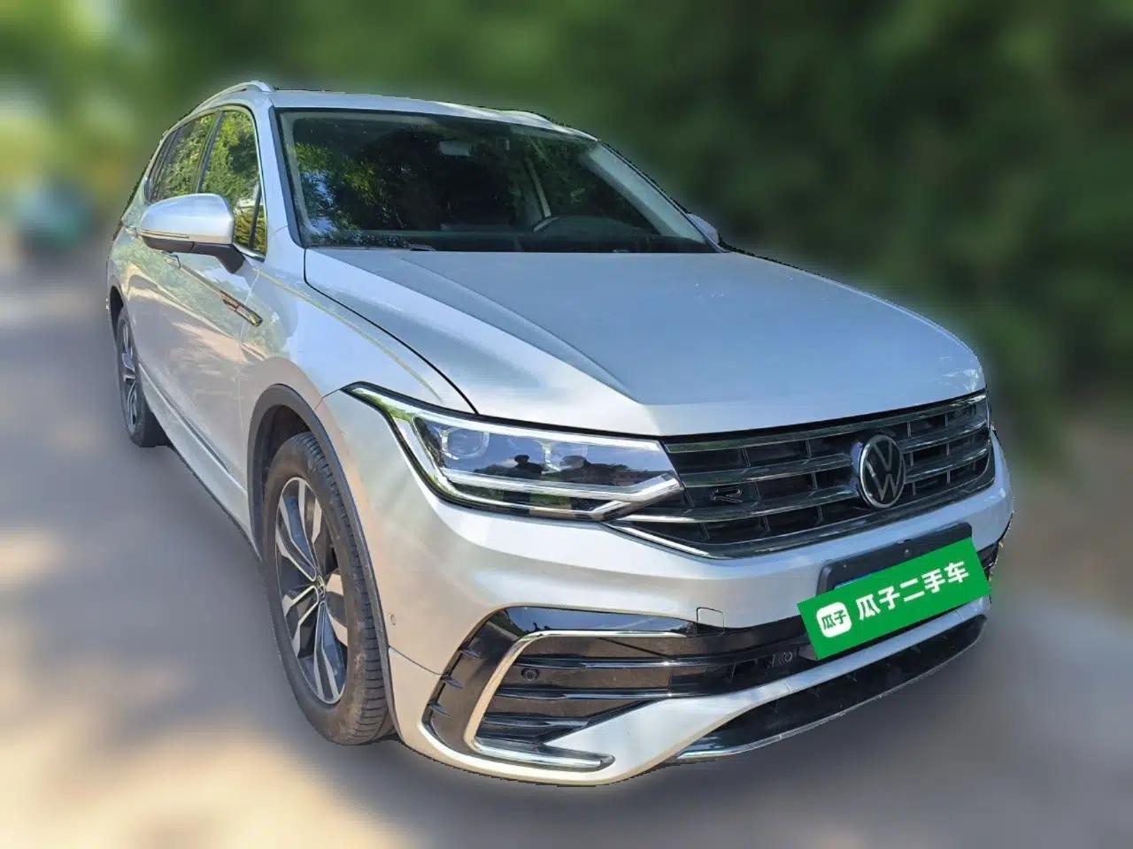 Volkswagen Tiguan L 2022 330TSI Automatic Two-Wheel Drive R-Line Enhanced Edition — миниатюра 3