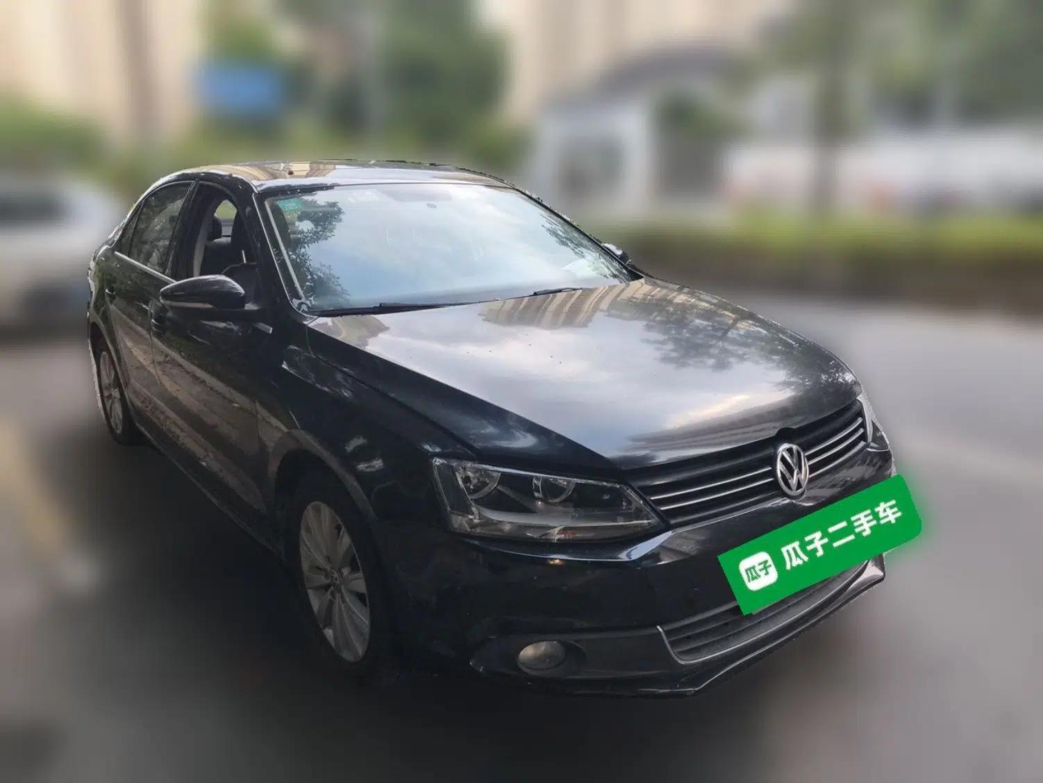 Volkswagen Sagitar 2014 1.4TSI Automatic Luxury Model — миниатюра 3