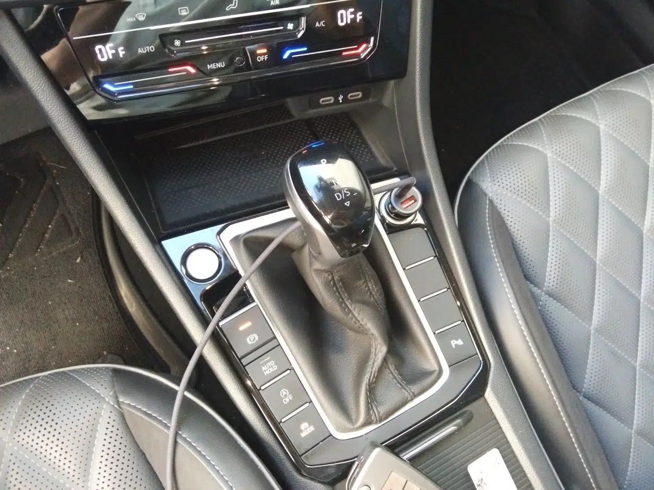 Volkswagen Sagitar 2023 300TSI DSG Excellence Edition — миниатюра 14