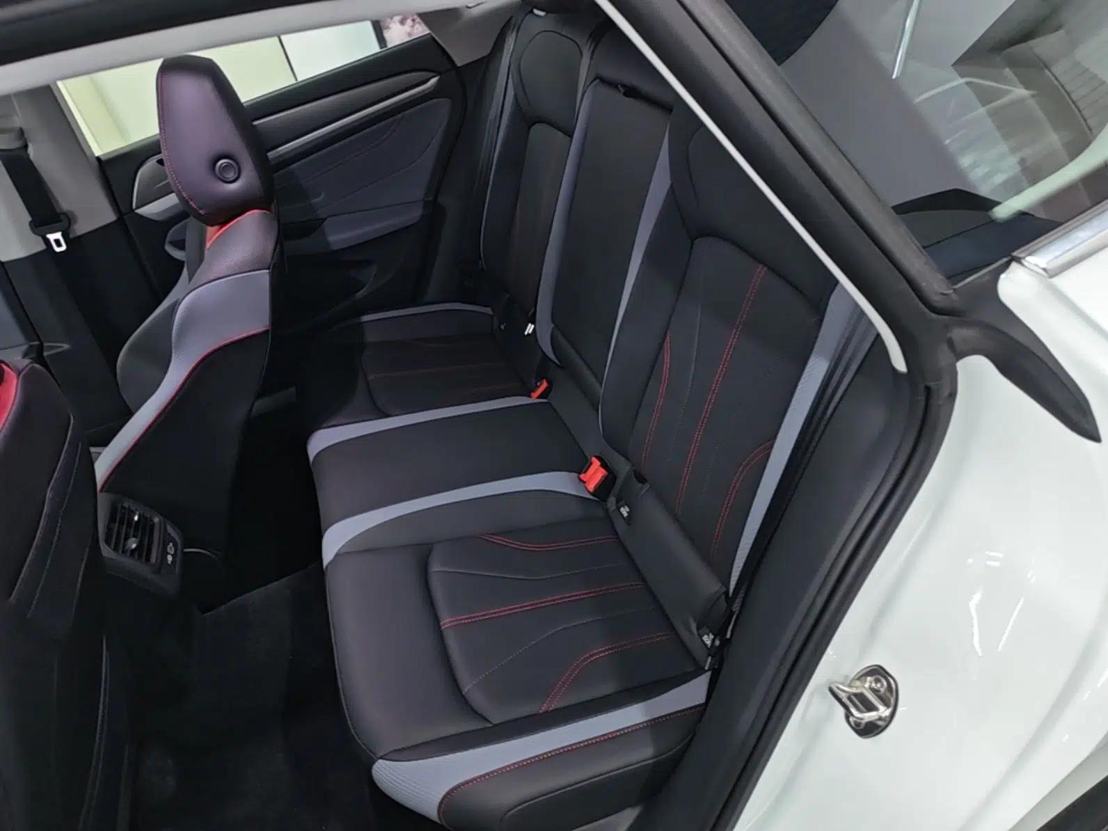 Volkswagen Lamando 2024 Lavida L 280TSI DSG Cool & Spicy Edition — миниатюра 20