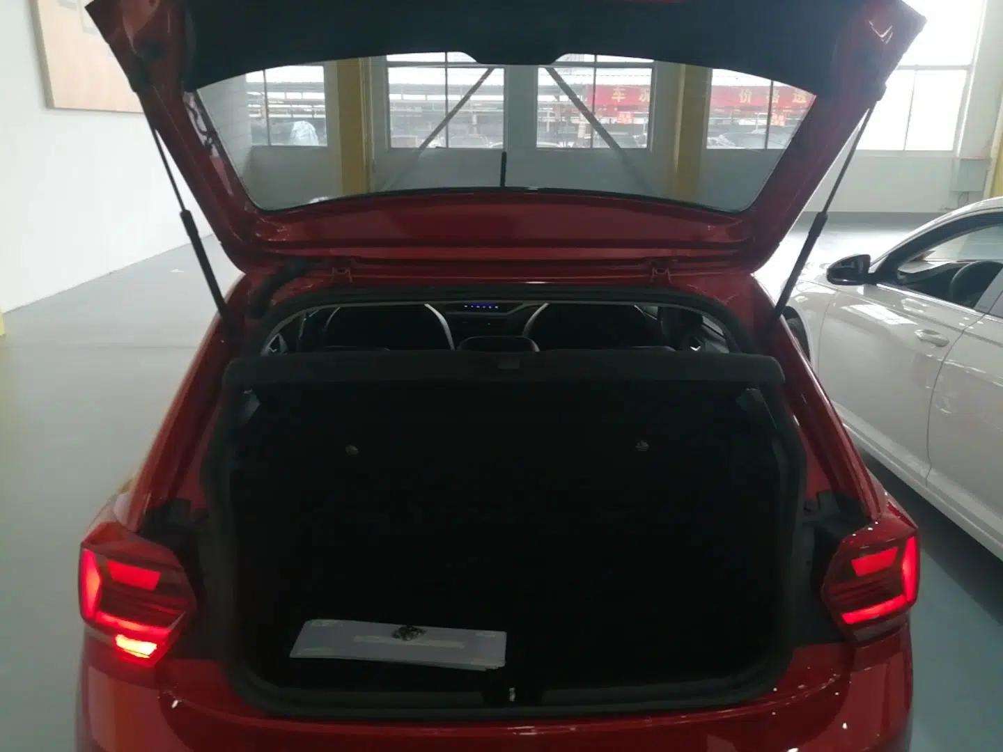 Volkswagen Polo 2019 Plus 1.5L Automatic Panoramic Enjoyment Edition — миниатюра 22