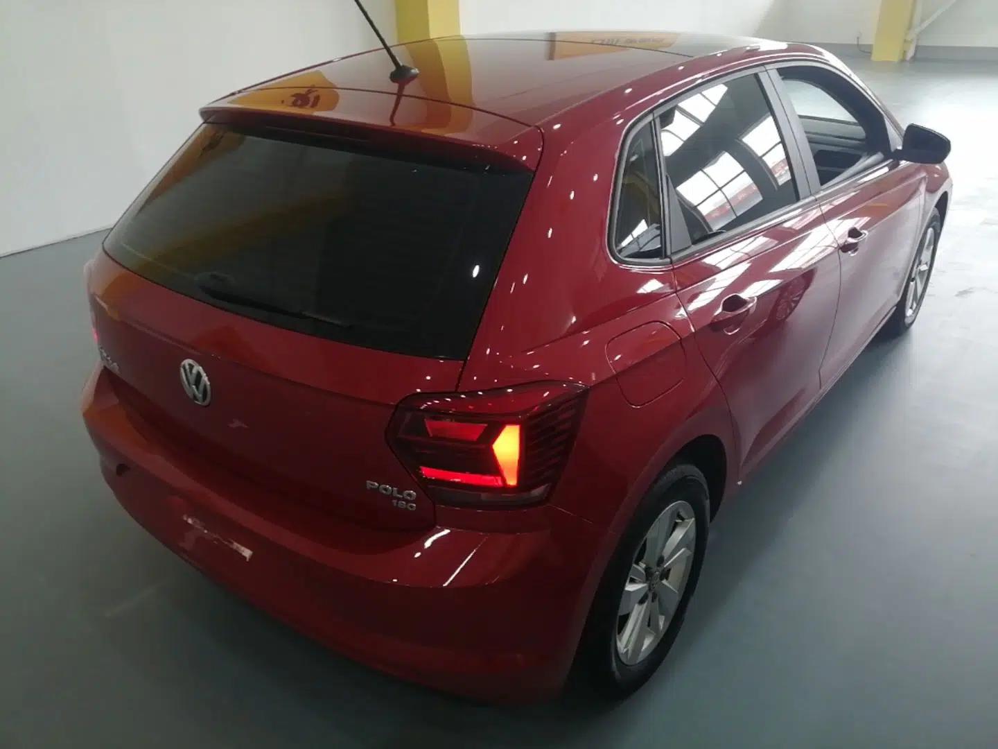 Volkswagen Polo 2019 Plus 1.5L Automatic Panoramic Enjoyment Edition — миниатюра 6