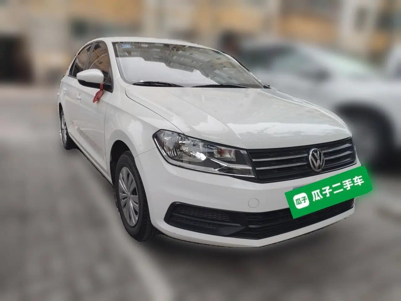 Volkswagen Santana 2021 1.5L Manual Fashion Edition — миниатюра 3