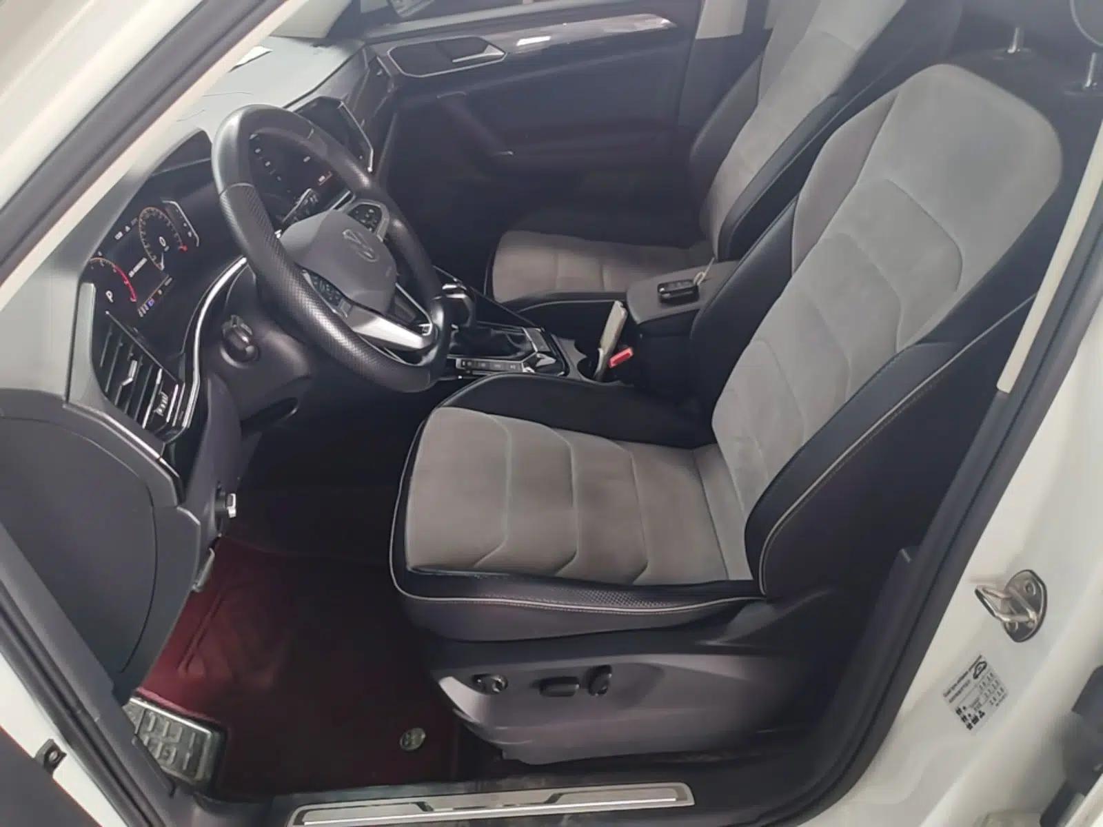 Volkswagen Tayron X 2020 330TSI Two-Wheel Drive Luxury Smart Connectivity Version — миниатюра 17
