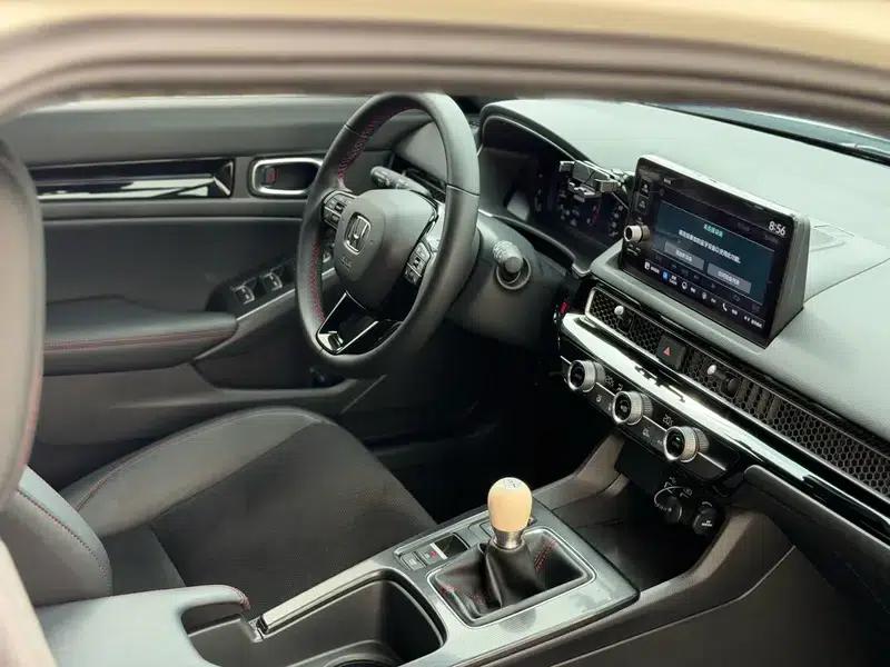 2023 Civic Hatchaback 240TURBO Manual Extreme Edition — миниатюра 10