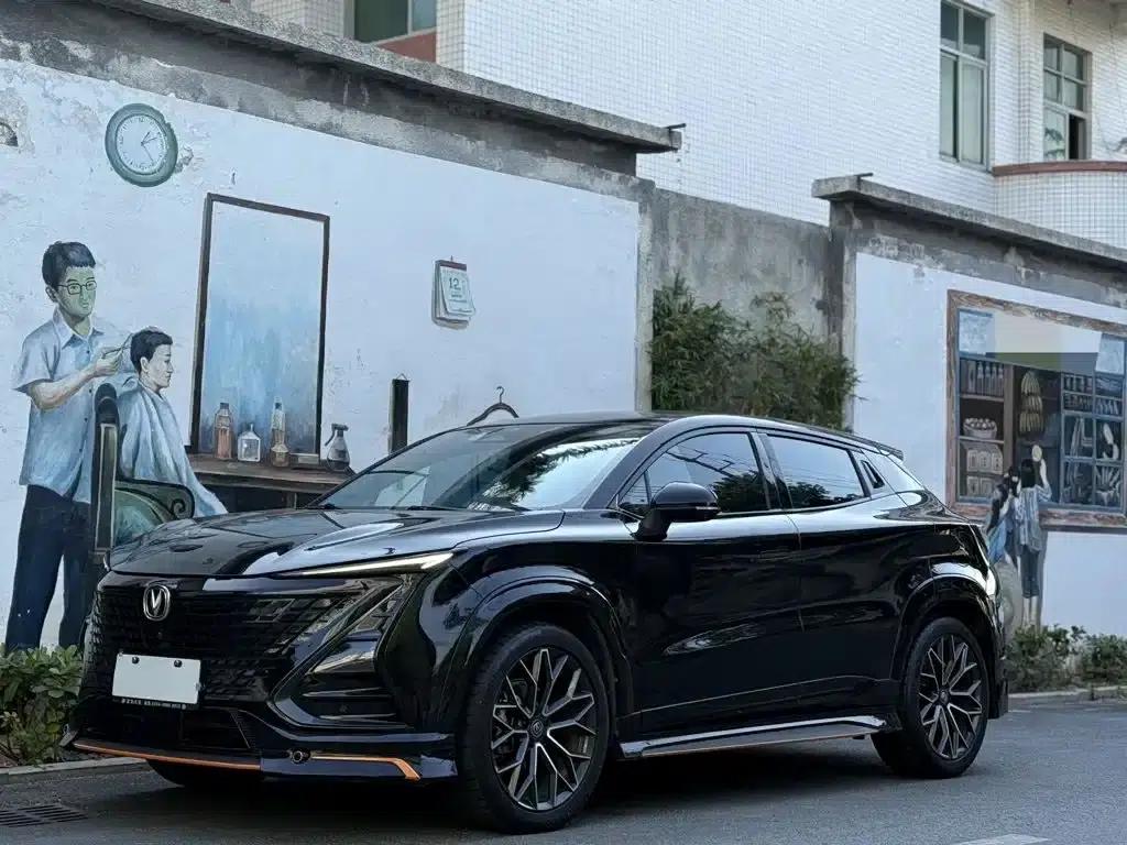 Changan UNI-T 2022 1.5T Premium Edition — миниатюра 1