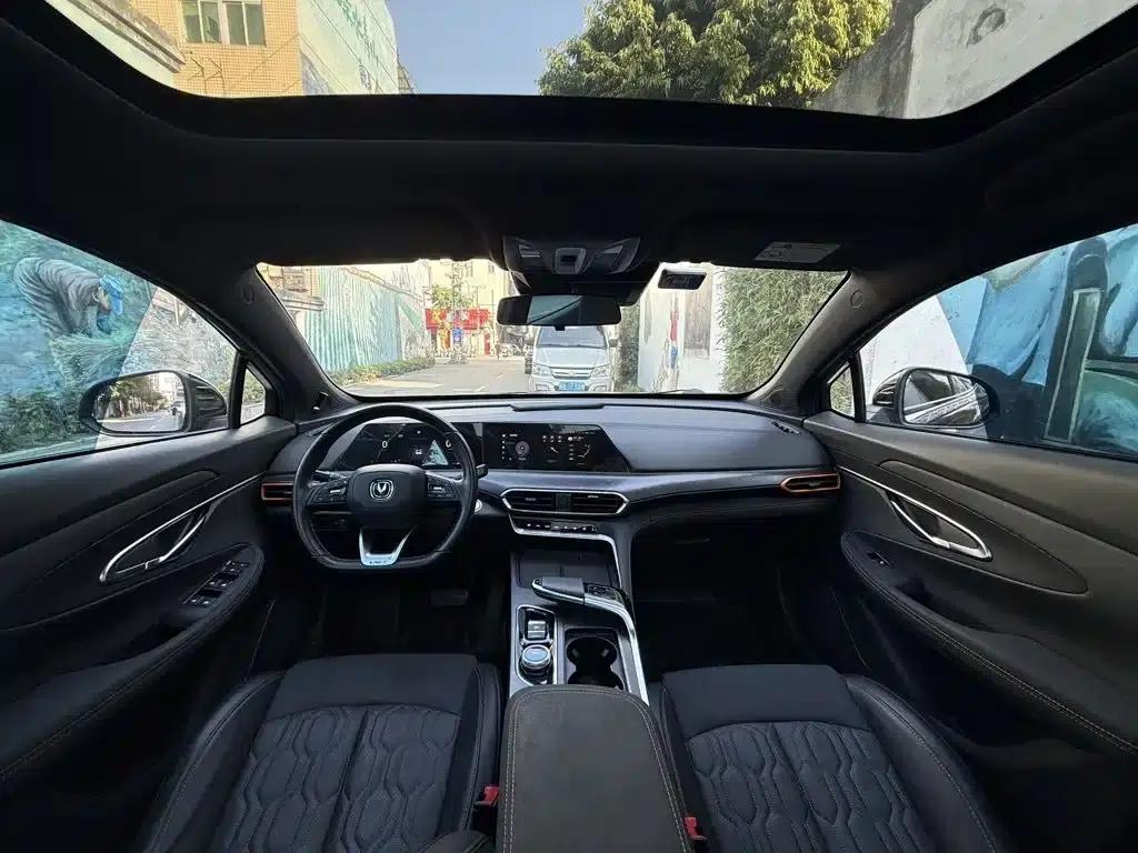 Changan UNI-T 2022 1.5T Premium Edition — миниатюра 5