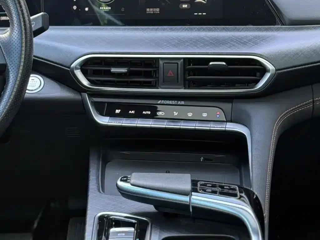 Changan UNI-T 2022 1.5T Premium Edition — миниатюра 7