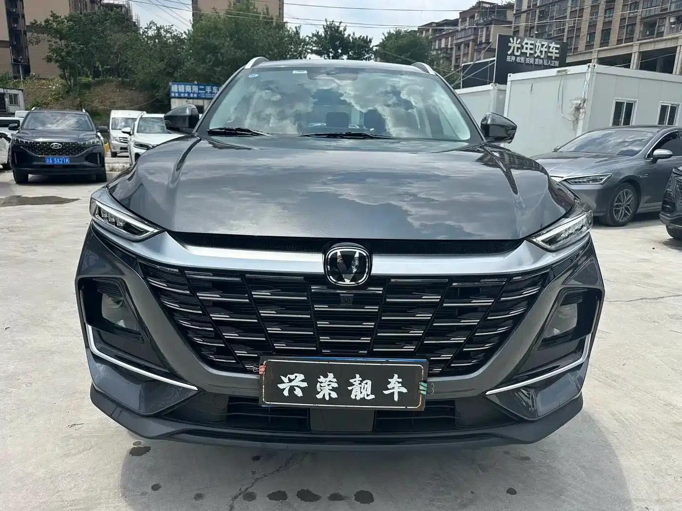 Changan CS75 2026 PRO 1.5T DCT Premium 7-seater — миниатюра 2