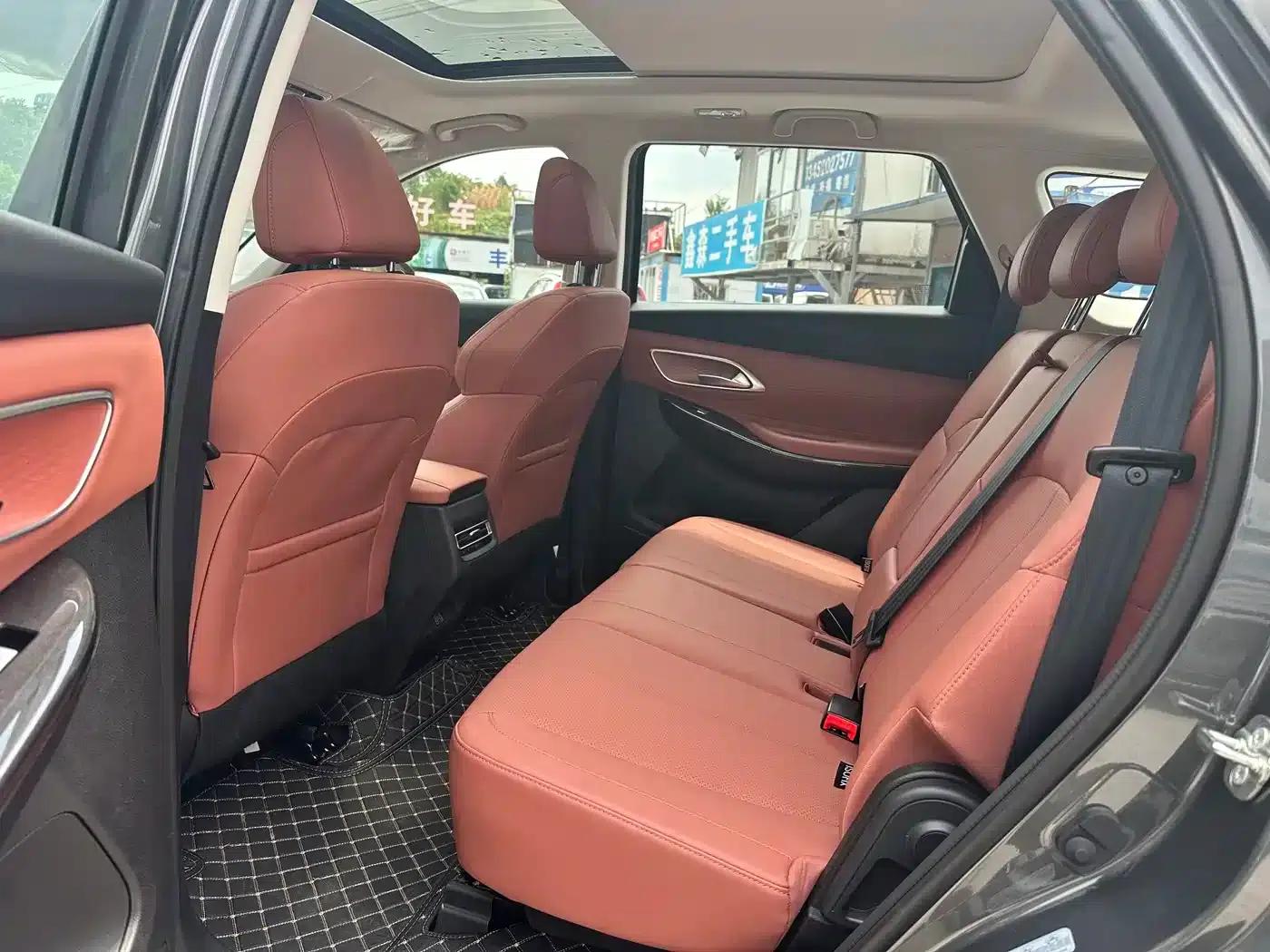 Changan CS75 2026 PRO 1.5T DCT Premium 7-seater — миниатюра 11