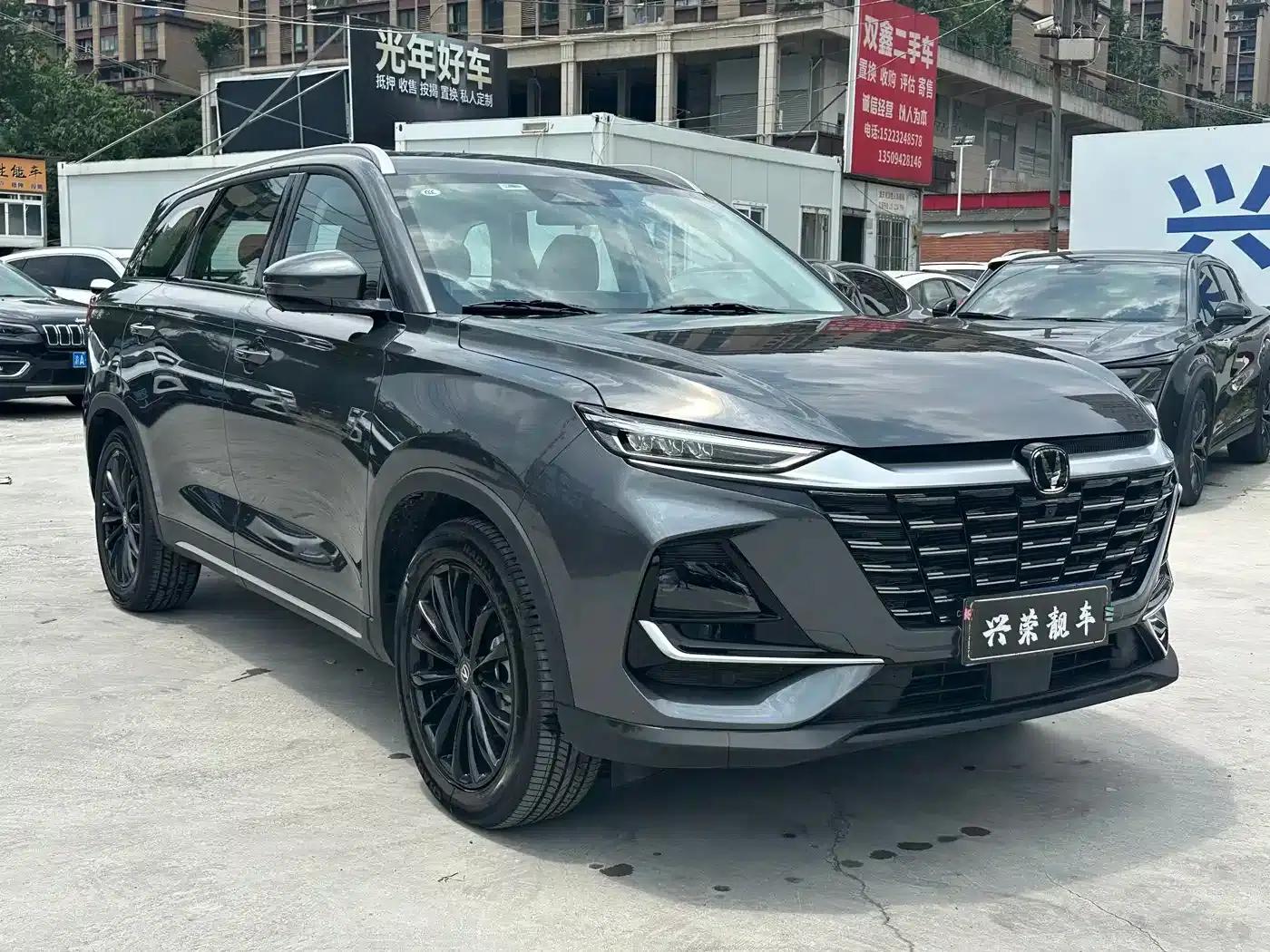 Changan CS75 2026 PRO 1.5T DCT Premium 7-seater — миниатюра 3