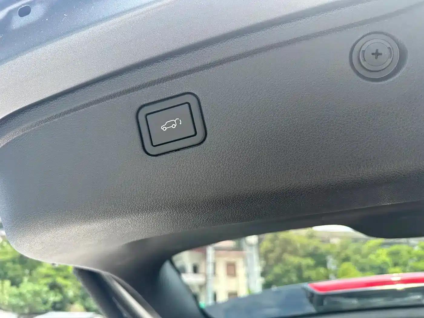 Changan CS75 2026 PRO 1.5T DCT Premium 7-seater — миниатюра 23