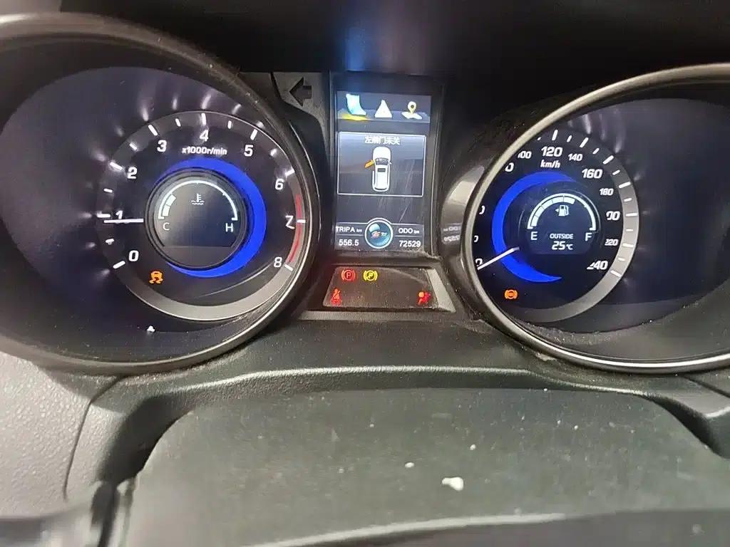 Changan CS75 2016 2.0L Manual Deluxe Edition (National V Emission Standard) — миниатюра 5