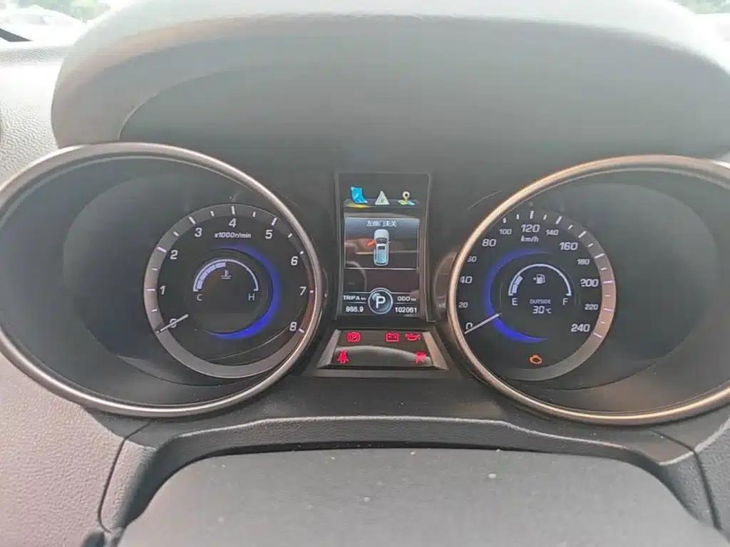 Changan CS75 2016 1.8T Automatic Elite (National V Emission Standard) — миниатюра 12