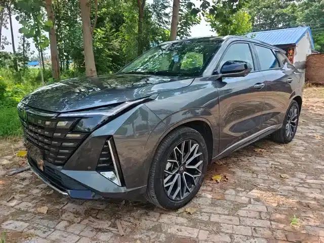 Changan UNI-Z 2025 1.5T Premium Edition
