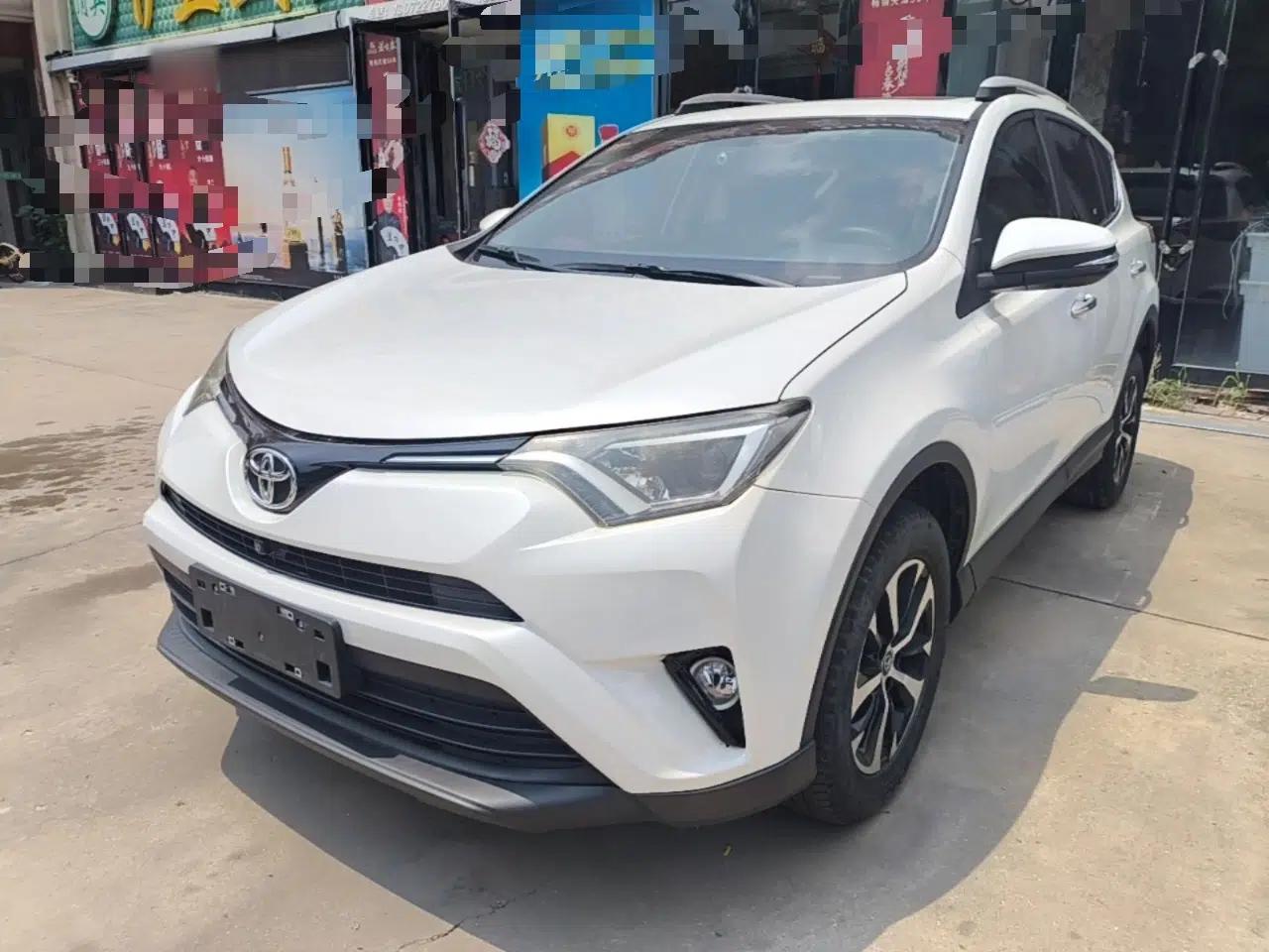 Toyota RAV4 2016 2.0L CVT Two-Wheel Drive Comfort Edition China V Standard — миниатюра 1