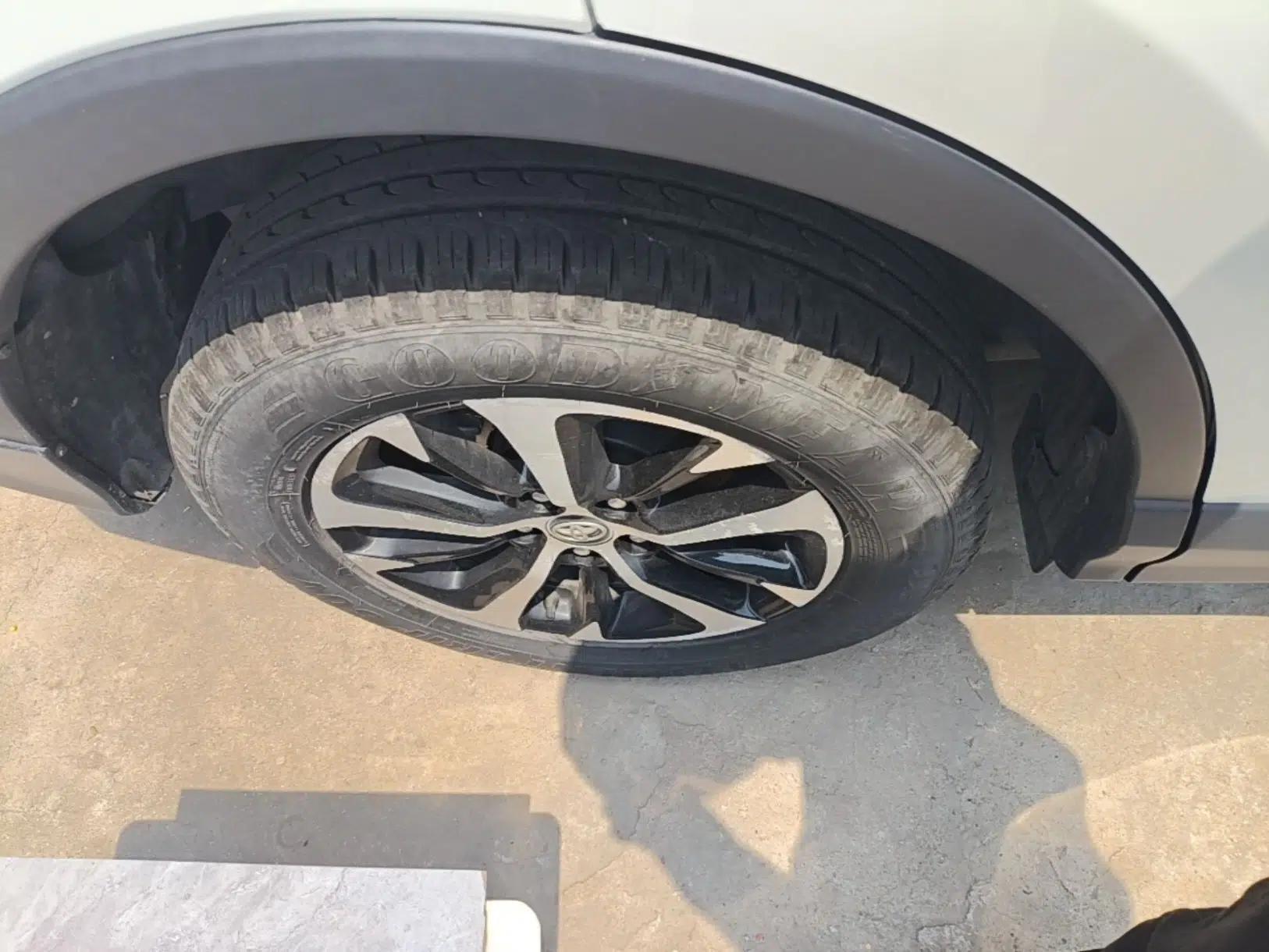 Toyota RAV4 2016 2.0L CVT Two-Wheel Drive Comfort Edition China V Standard — миниатюра 11