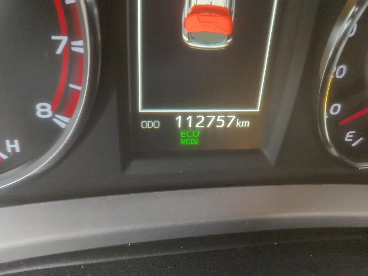 Toyota RAV4 2016 2.5L Automatic 4x4 Elite Edition — миниатюра 12