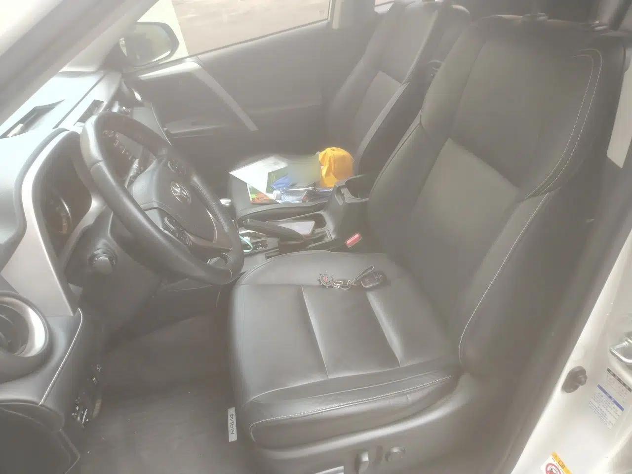 Toyota RAV4 2016 2.5L Automatic 4x4 Elite Edition — миниатюра 15