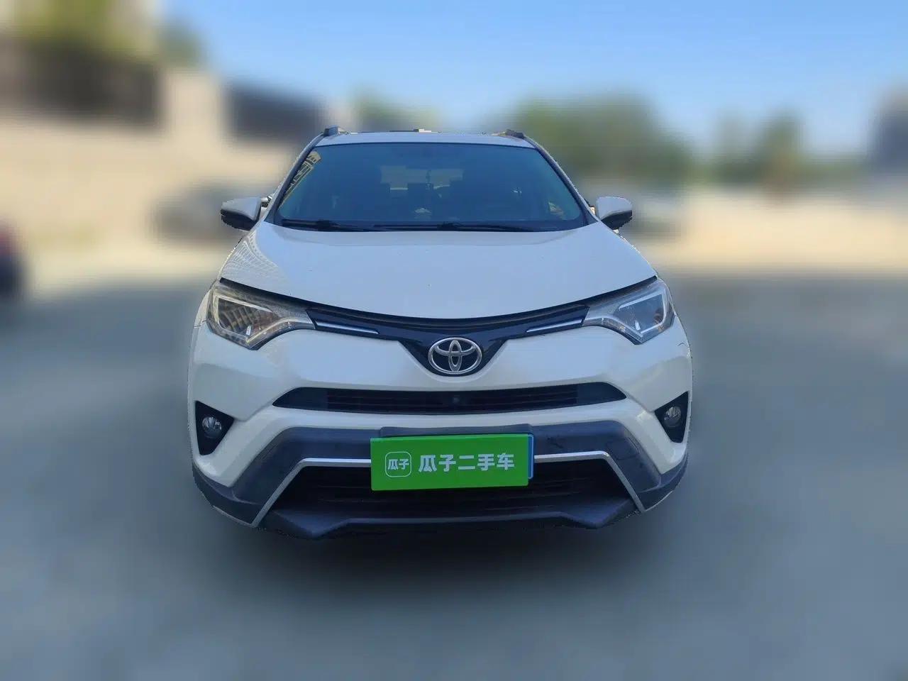 Toyota RAV4 2019 2.0L CVT Two-Wheel Drive Comfort Edition China VI Standard — миниатюра 2