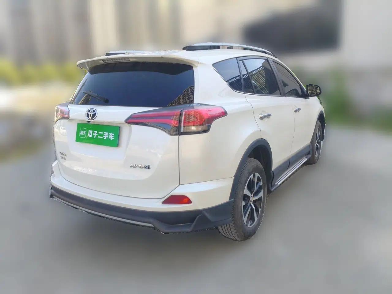 Toyota RAV4 2019 2.0L CVT Two-Wheel Drive Comfort Edition China VI Standard — миниатюра 6