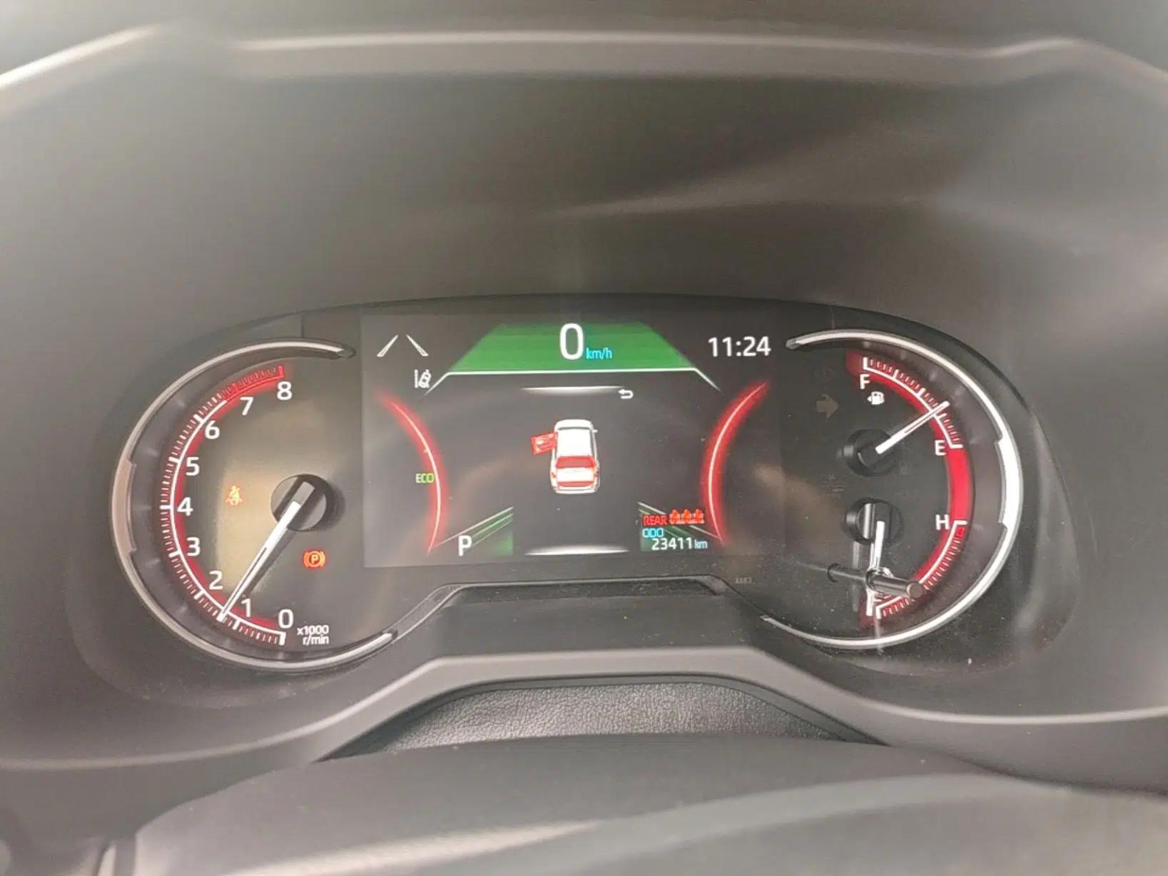 Toyota RAV4 2022 2.0L CVT Two-Wheel Drive Fashion Plus Edition — миниатюра 14